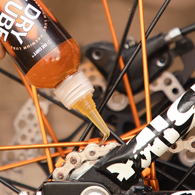 BE_DIRT_CICLISMO_BICICLETA_LUBRICANTE_CLIMA_SECO